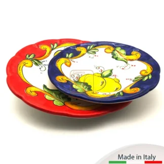 Vari piatti piani, da tavola, con decoro limone-barocco e vari colori.