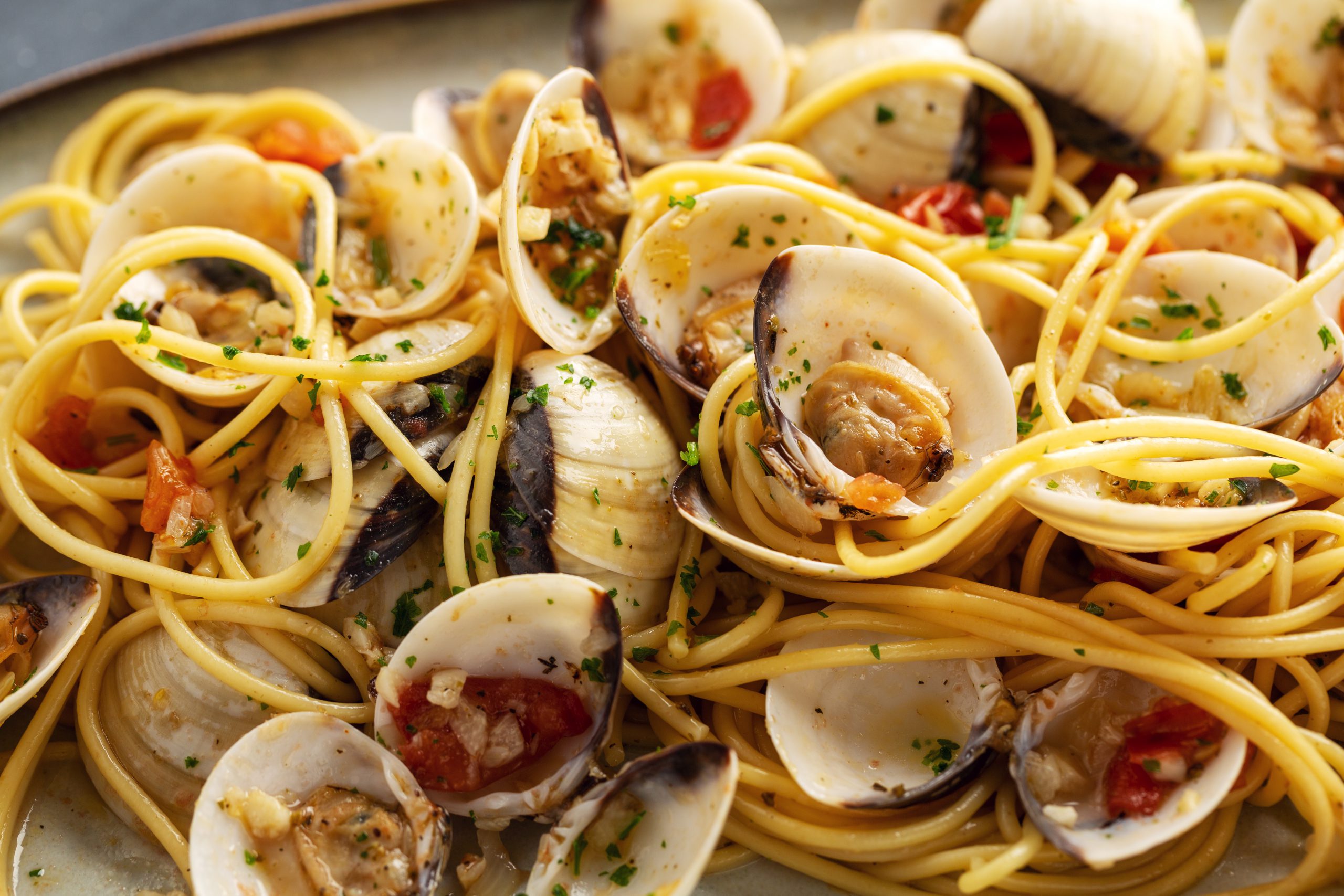 ricetta spaghetti vongole veraci